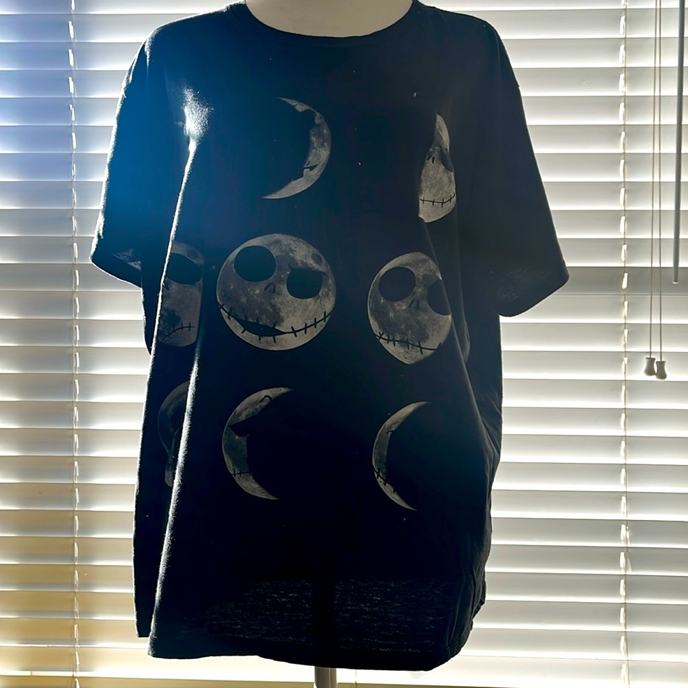 Disney Tim Burton’s shirt XXL the night before Christmas